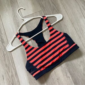 Lululemon Sports Bra striped run top speed womens Blue Coral size 8 workout gym